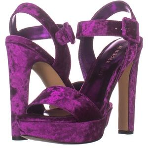 Madden Girl Fuschia Velvet Heels Size 5